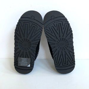 black ugg tazz platform